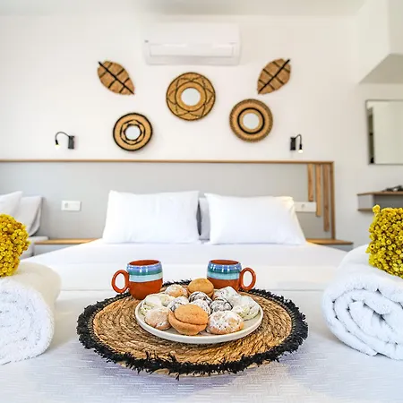 Efharisto Hotel