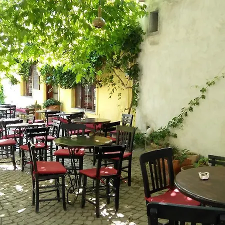 Hotel Efharisto *